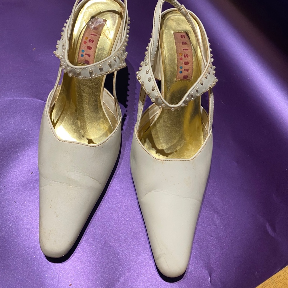 Heels - Picture 2 of 2